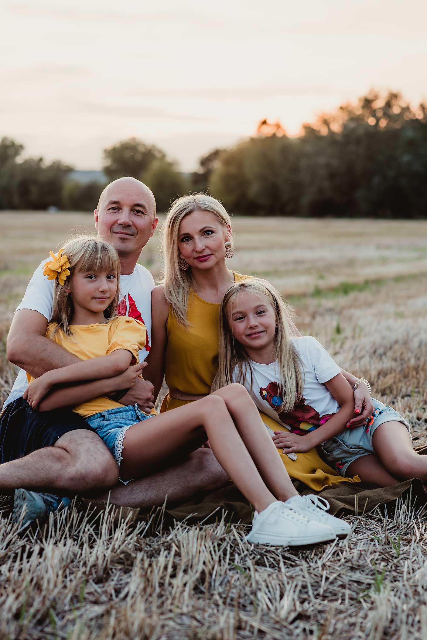 Appleberry studio family children baby newborn headshot christmas photography Bolton Egerton Manchester Altrincham,Published photographer specialising in newborn baby, cake smash and maternity portraiture. Photosession, Lifestyle session, bumb to baby photos, birthday photoshoot, school photo, special moments, photoshoot, online gallery, CakeSmash baby photoshoot studio bolton egerton north west baby photoshoot, family photoshoot manchester, photo studio, appleberry studio, baby photography, professional photographer, baby photographer, colorful , baby, babies, studio, first year, watch me grow, sitter, toddler, siblings, family, family photographer, family portrait, newborn photography, manchester, lancashire, manchester baby photographer, cute baby, salford, altrincham, hale, bury asthon, trafford, sale, hale, wilmslow, cake smash, birthday, photoshoot, newborn, just born, baby birthday, fine art, christmas